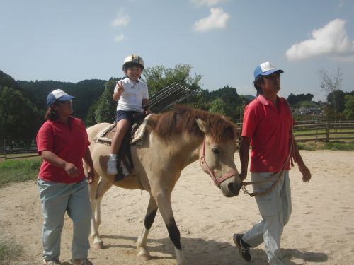 ポニー乗馬.jpg