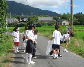 20120824_inen-volunteer1.jpg