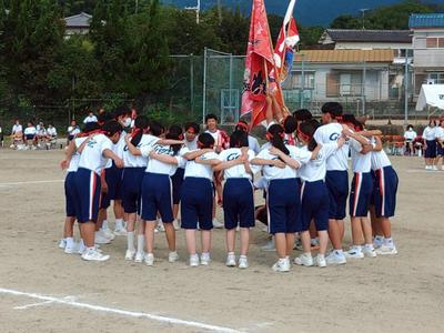 ④3年1組円陣.jpg