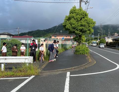 挨拶運動１ - コピー (2).JPG