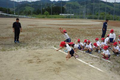 立ち幅跳び　練習.jpg