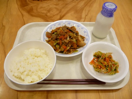 １１月１０日 水 今日の給食 厚揚げと豚肉のみそ炒め 大塔小 中学校